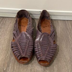Purple Sandal, Size 9